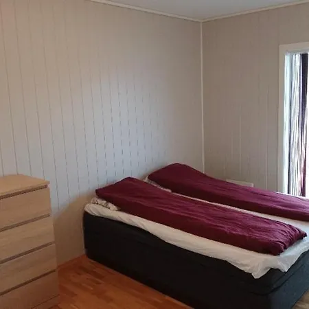 Apartament Nydelig Leilighet Med Sjoutsikt Og Badestrand Naert Jordalen