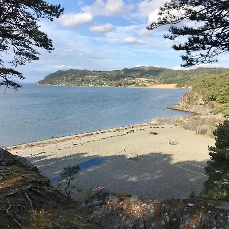 Nydelig Leilighet Med Sjoutsikt Og Badestrand Naert * Схьёрдал